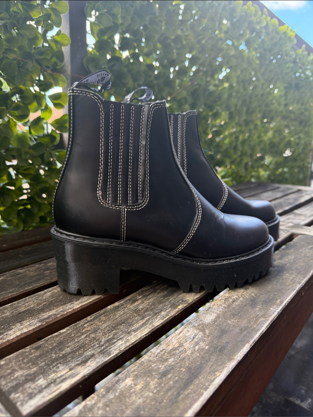 NEW Doc Marten’s Black Chelsea Lug Sole Ankle Boots woth White Stitching